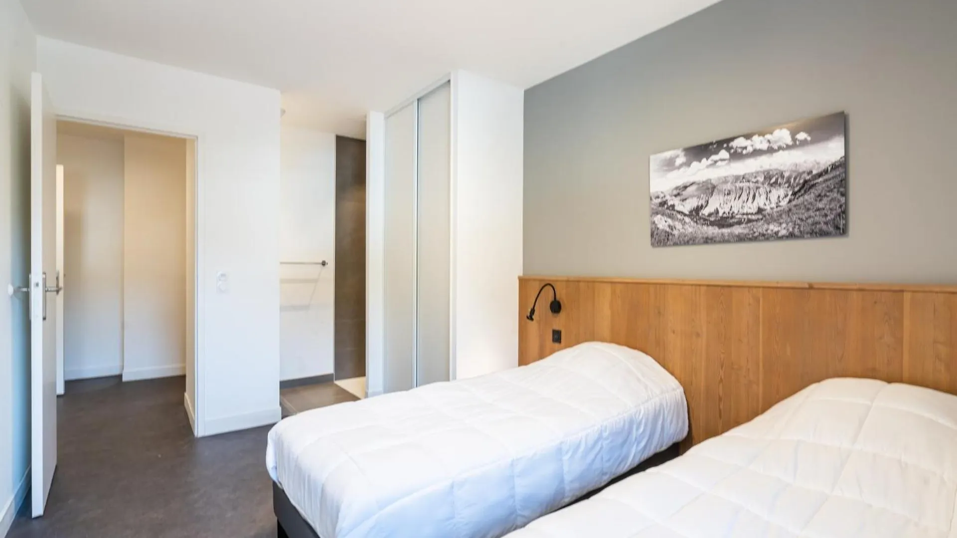 Apartments By The Slopes In L'Alpe D'Huez France