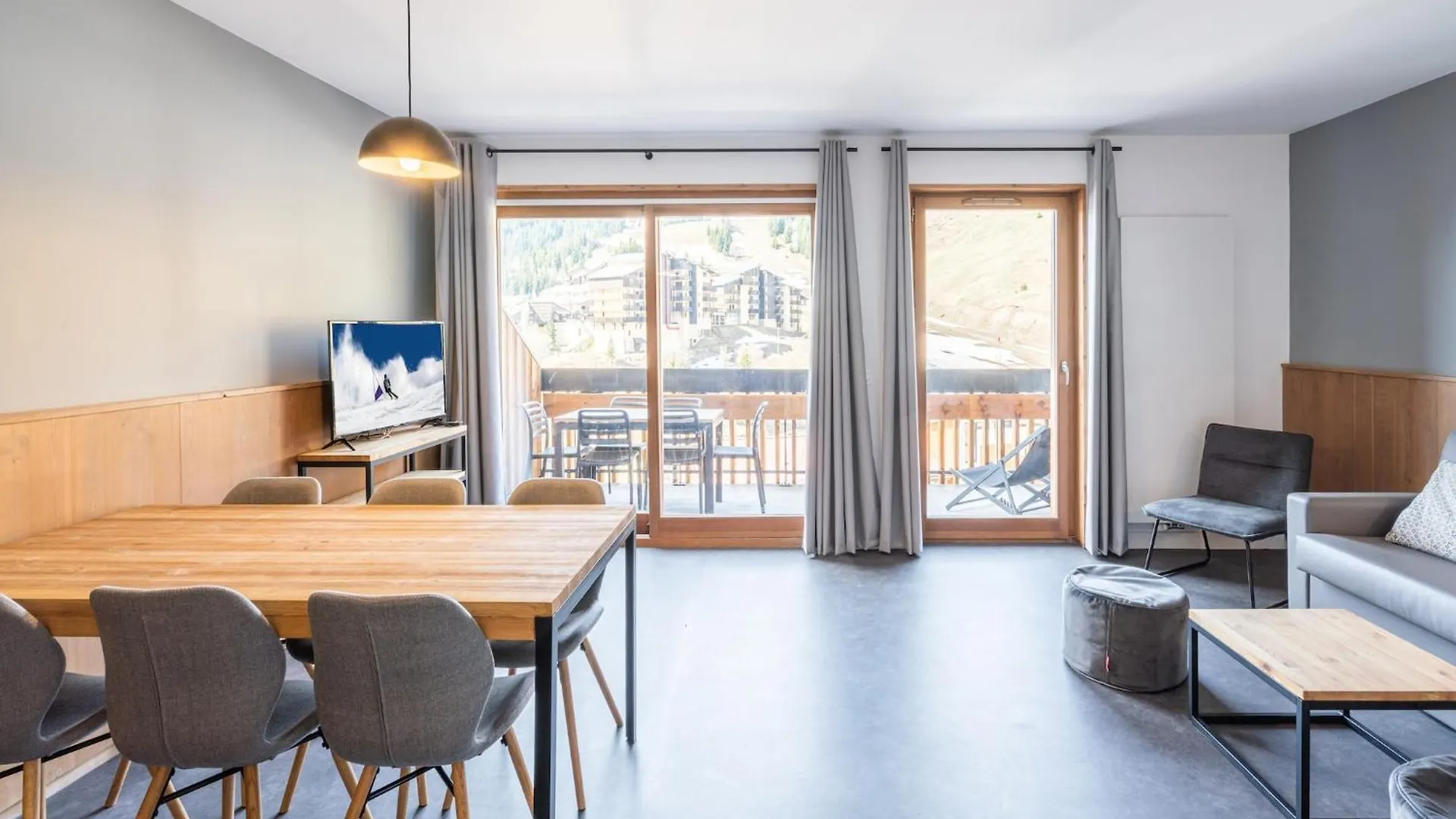 Apartments By The Slopes In L'Alpe D'Huez