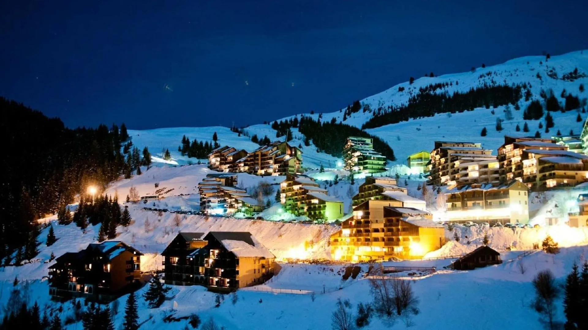 Apartments By The Slopes In L'Alpe D'Huez