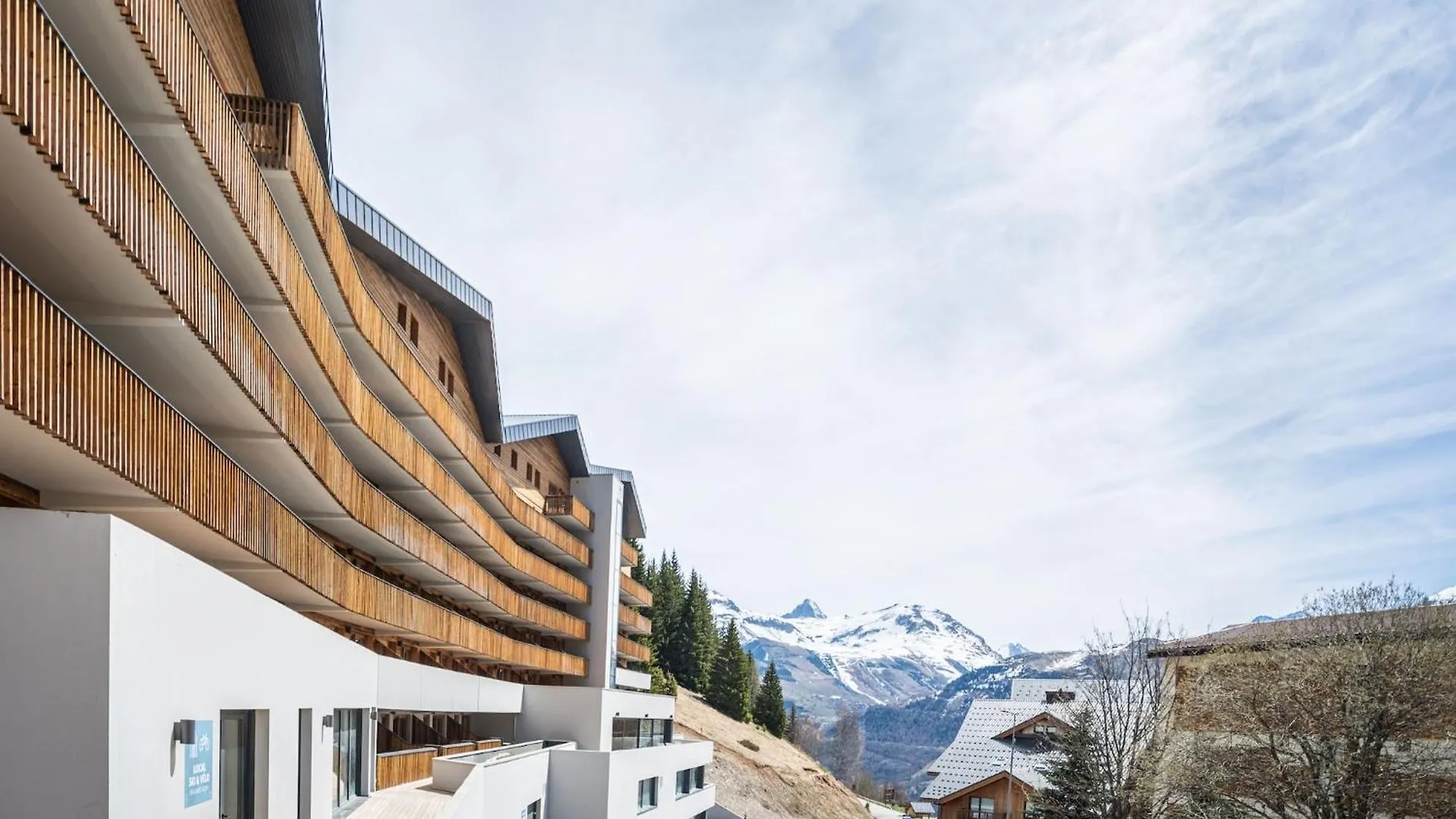 Apartments By The Slopes In L'Alpe D'Huez